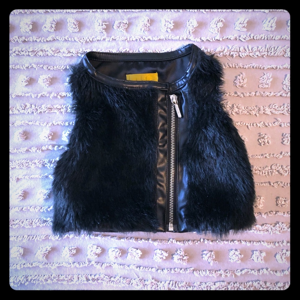 Nicole Miller Kids Faux Leather/Fur Vest (12 Mth)